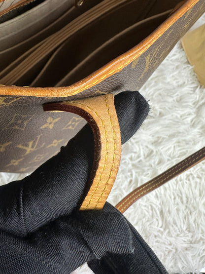Louis Vuitton Monogram Neverfull MM (NO POUCH)