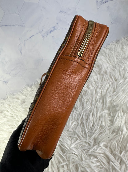 Louis Vuitton Vintage Monogram Pochette clutch bag