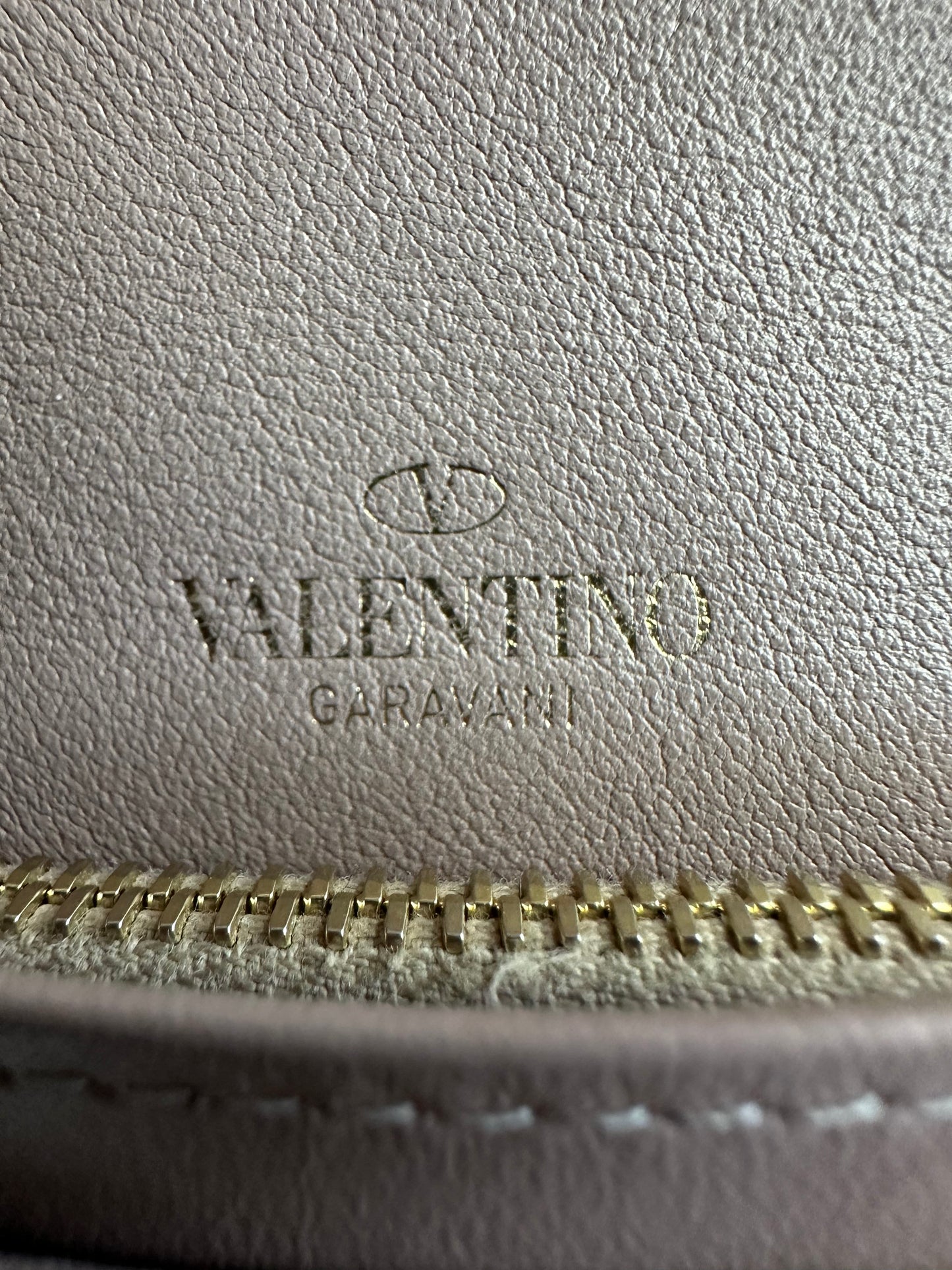 Valentino Garavani Rockstud Chain Wallet