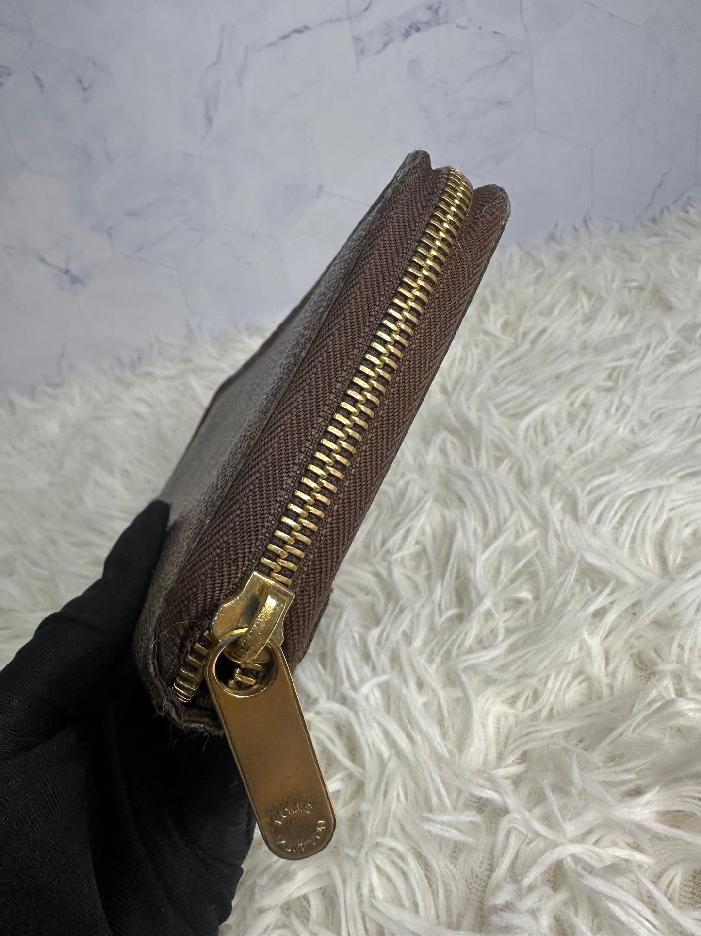 Louis Vuitton Damier Ebene Zippy Organiser