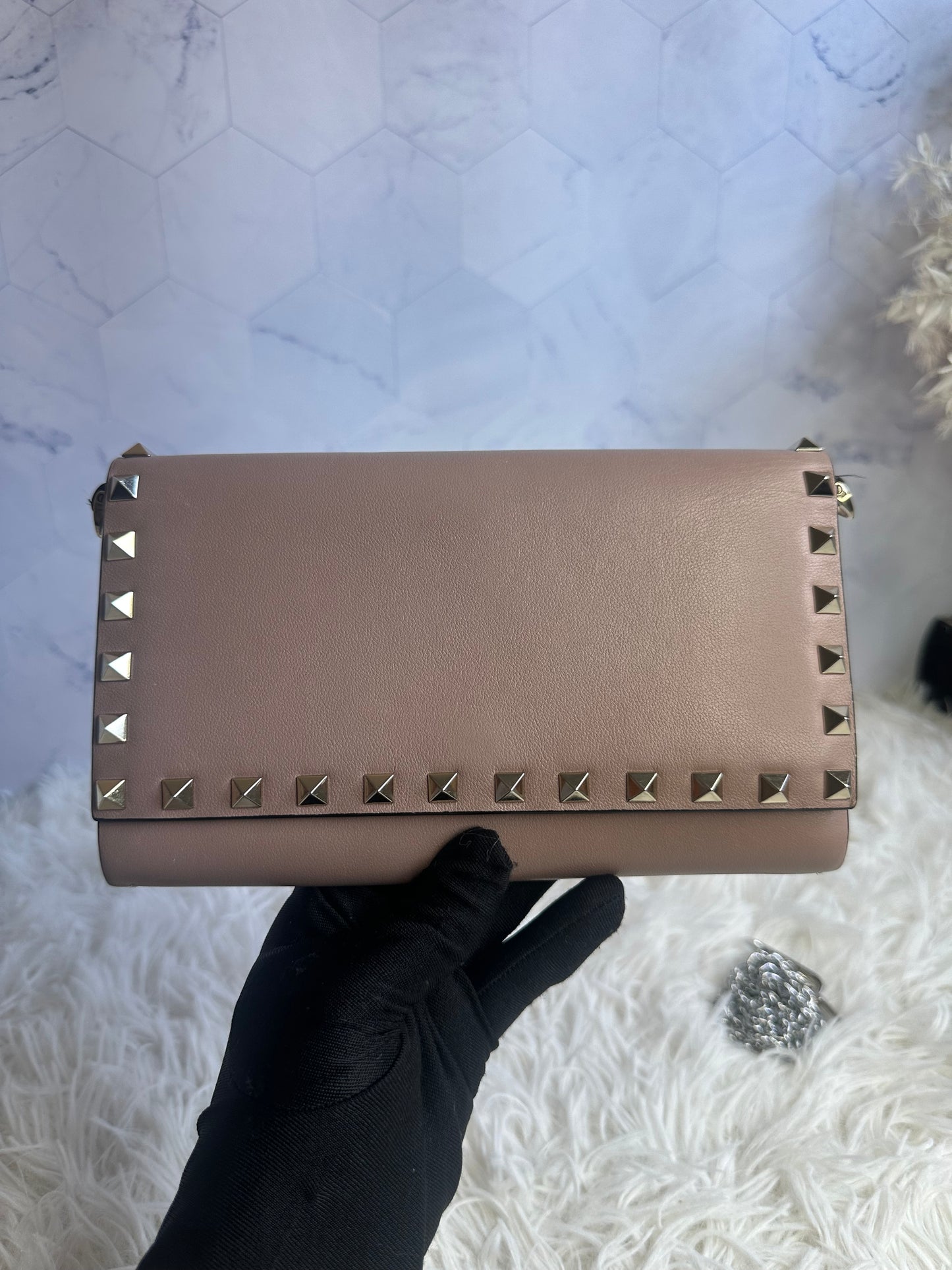 Valentino Garavani Rockstud Chain Wallet