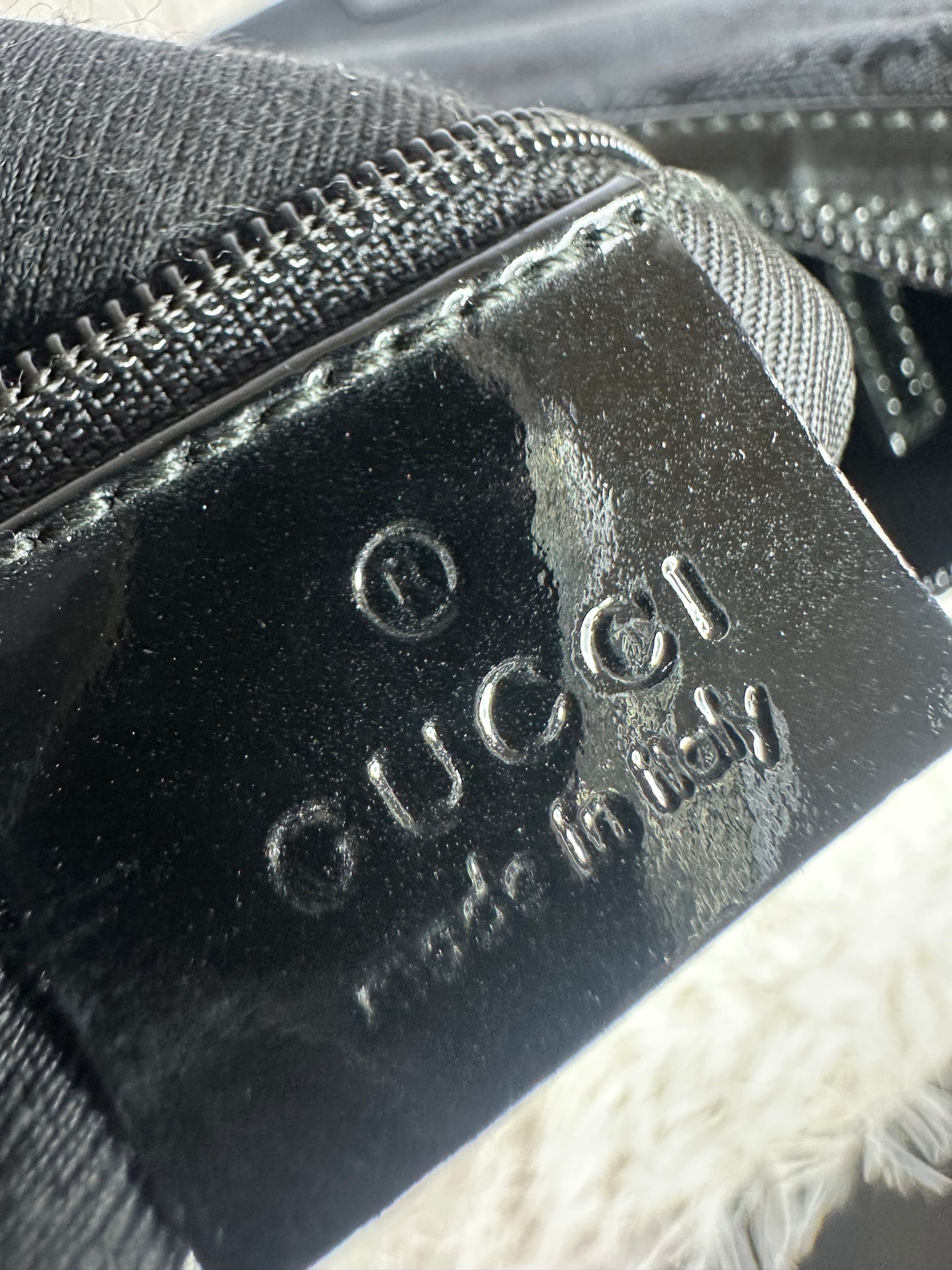 Gucci Vintage GG Monogram Shoulder Bag