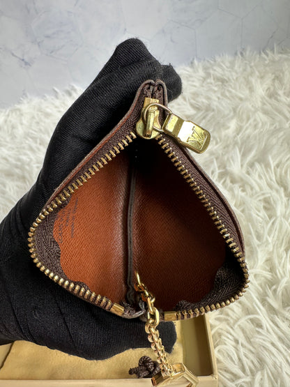 Louis Vuitton Monogram Key Cles