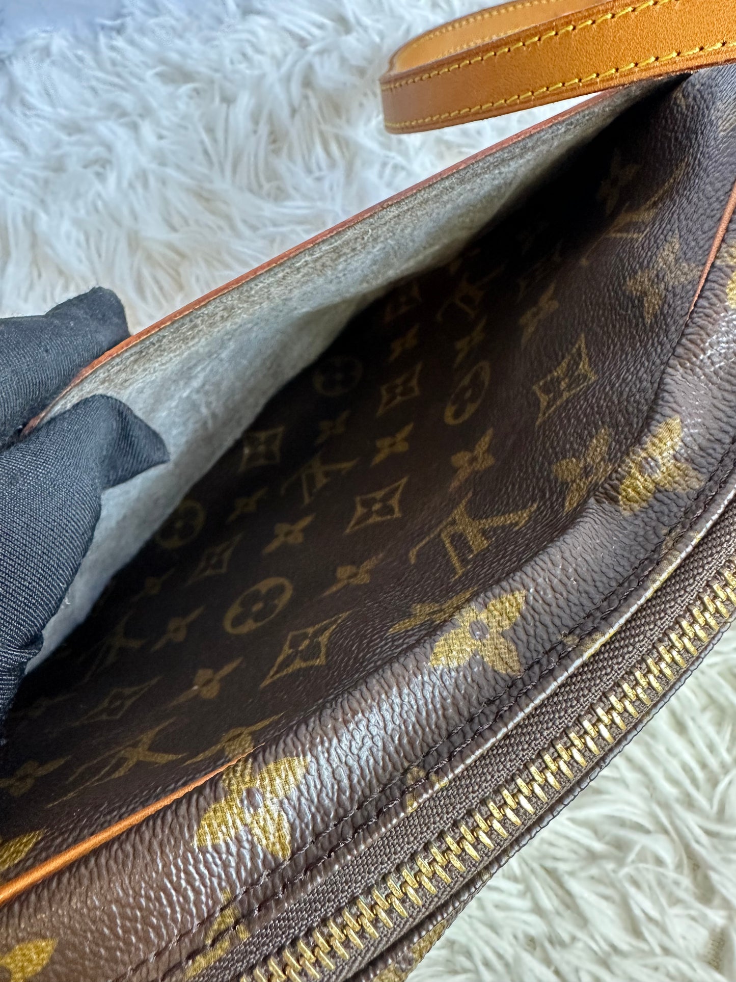 Louis Vuitton Vintage Monogram Jeune Fille MM