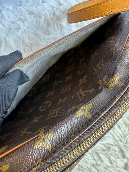 Louis Vuitton Vintage Monogram Jeune Fille MM