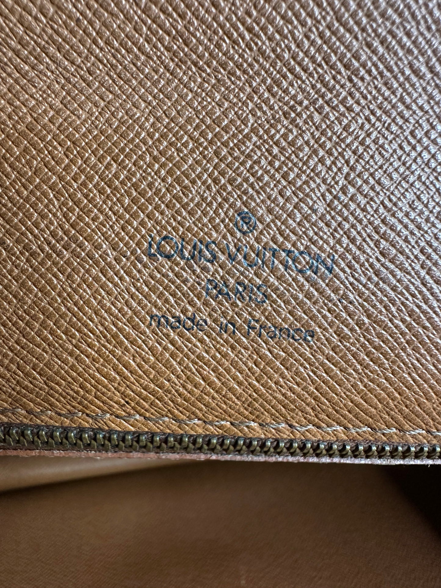 Louis Vuitton Vintage Monogram Monceau 28