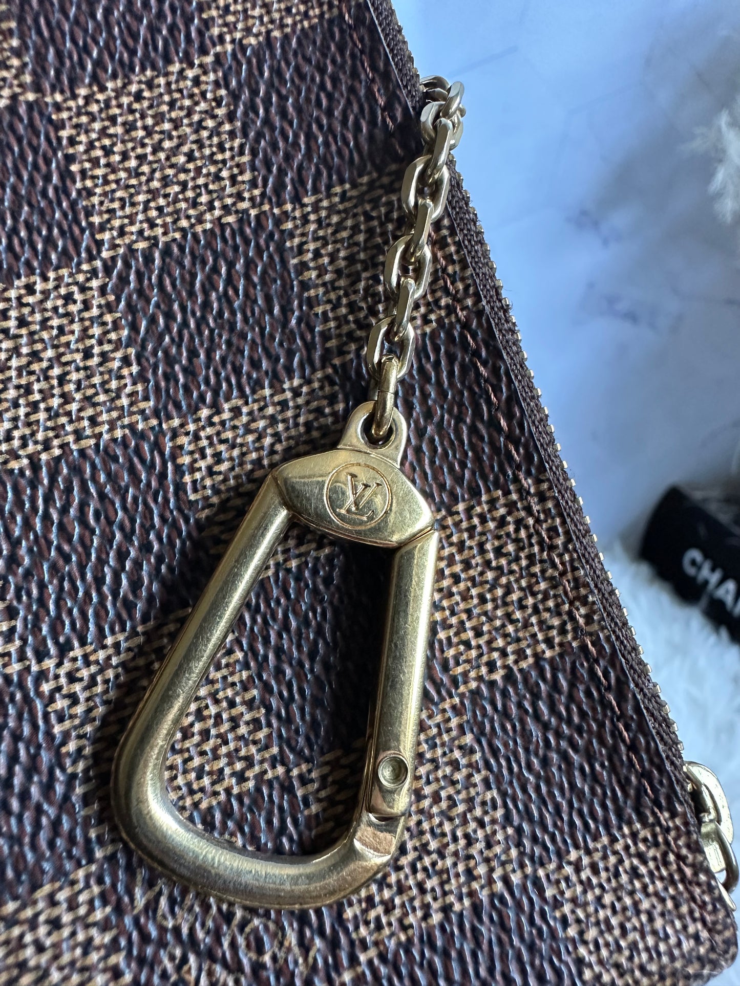 Louis Vuitton Damier Ebene Key Cles