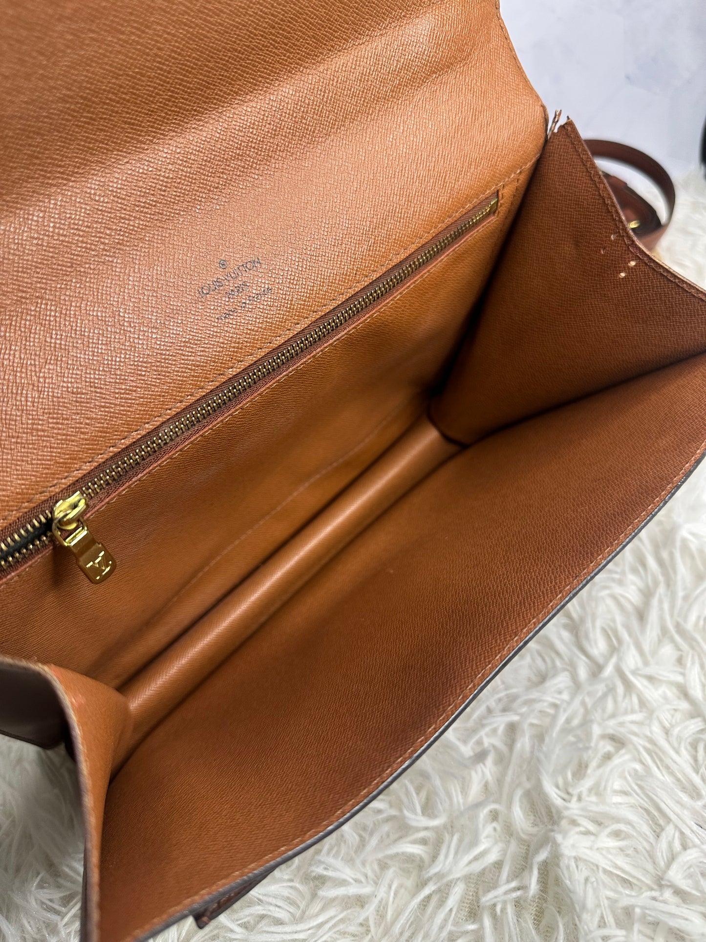 Louis Vuitton Vintage Monogram Monceau 28