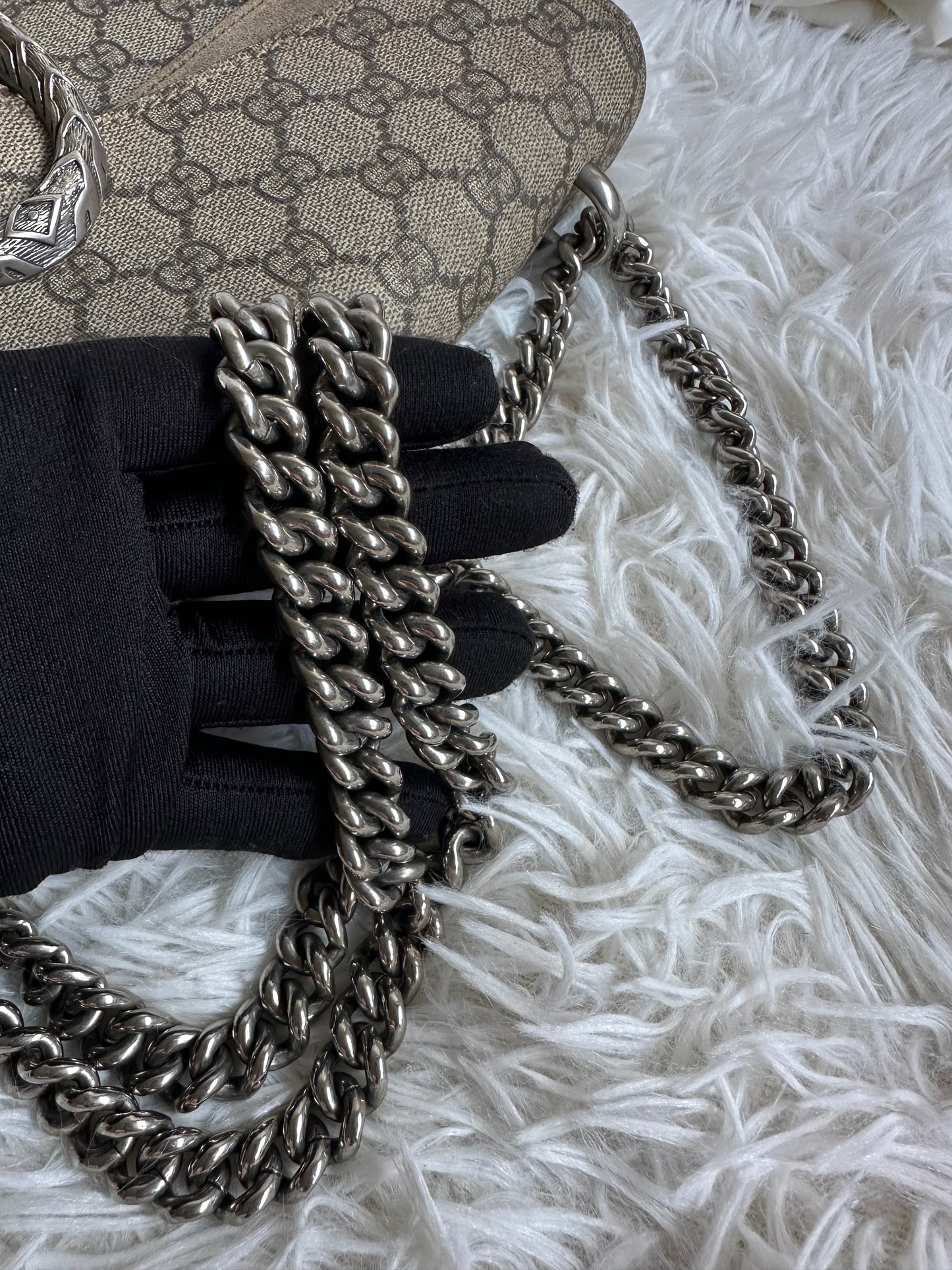 Gucci Dionysus Shoulder Bag Small