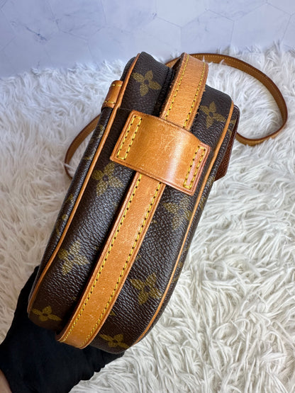 Louis Vuitton Vintage Monogram Jeune Fille MM
