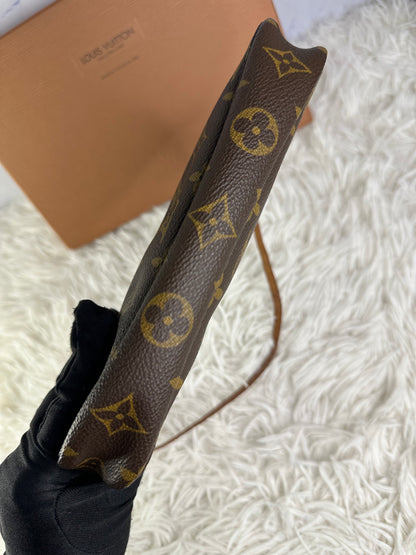 Louis Vuitton Monogram Pochette Accessoires