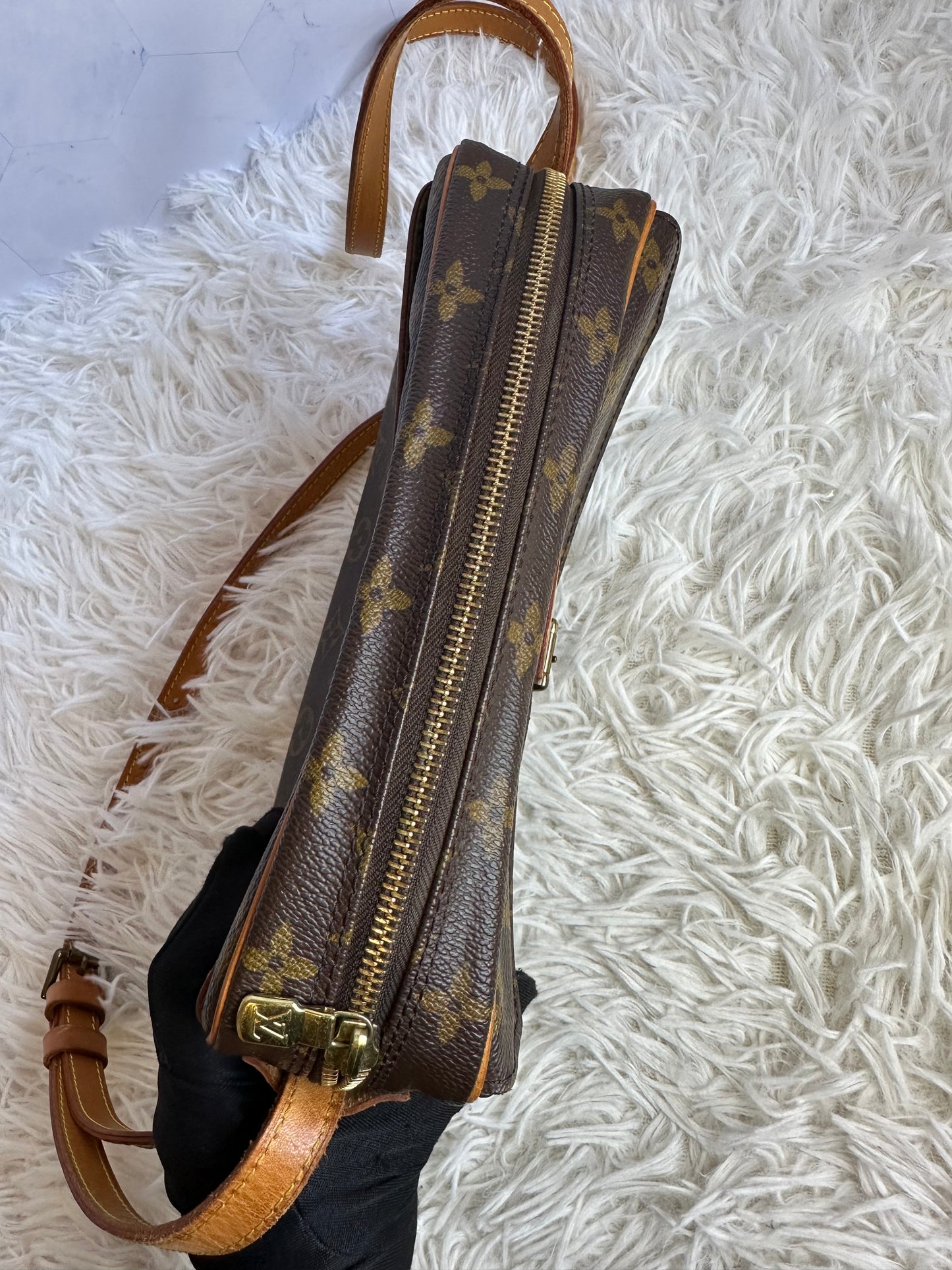 Louis Vuitton Vintage Monogram Jeune Fille MM