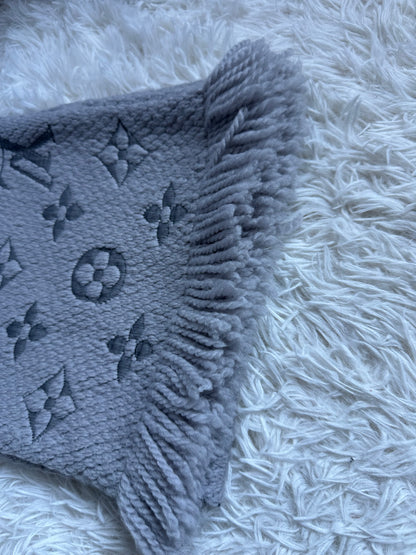 Louis Vuitton Logomania Wool Scarf - Light Grey