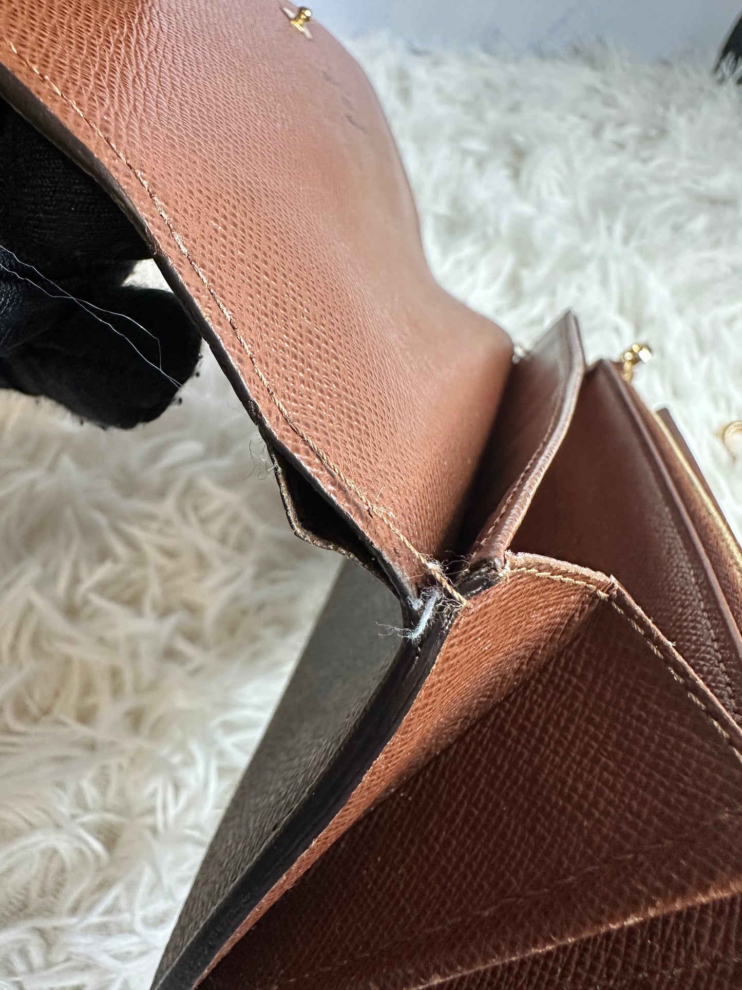 Louis Vuitton Monogram Sarah Wallet