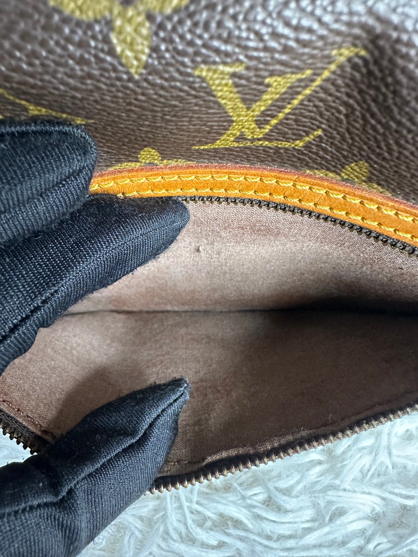 Louis Vuitton Vintage Saint Germain