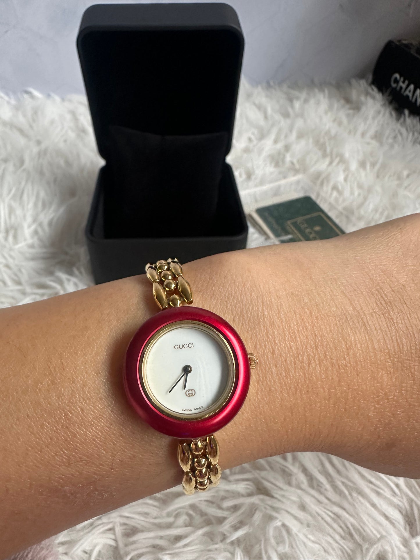 Gucci Vintage Bezel Interchangeable Watch