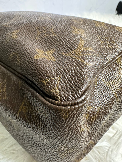 Louis Vuitton Vintage Monogram Trousse 28