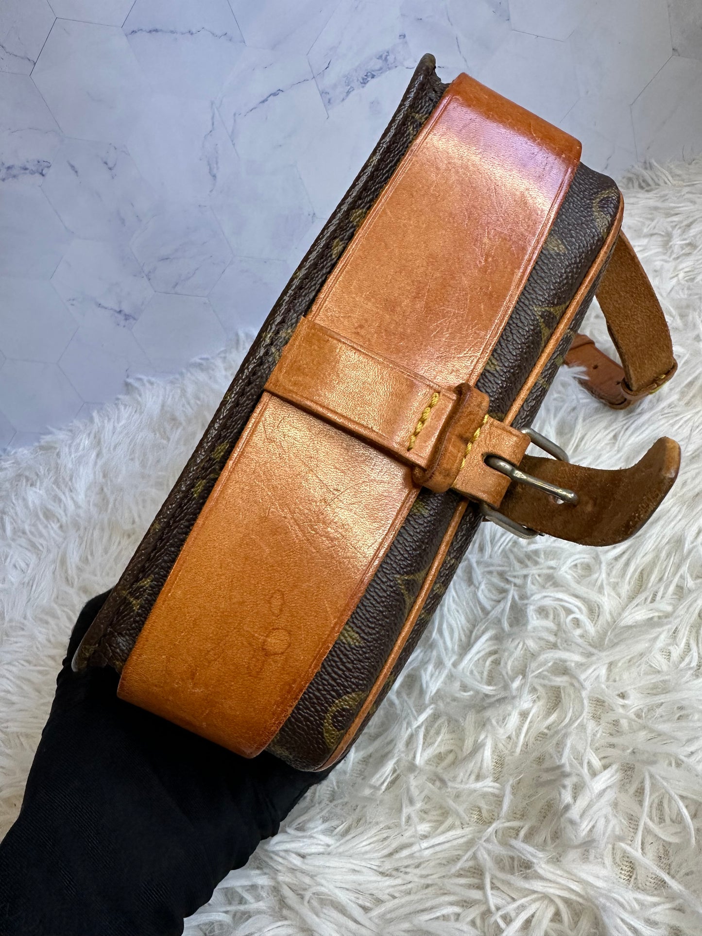 Louis Vuitton Vintage Monogram Cartouchière MM