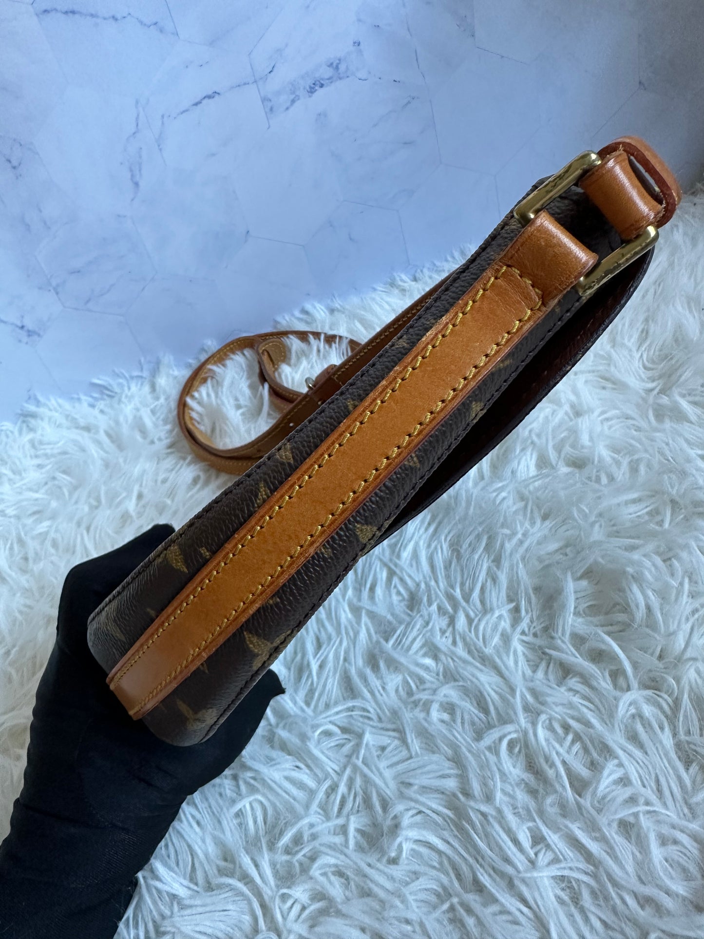Louis Vuitton Monogram Chantilly MM