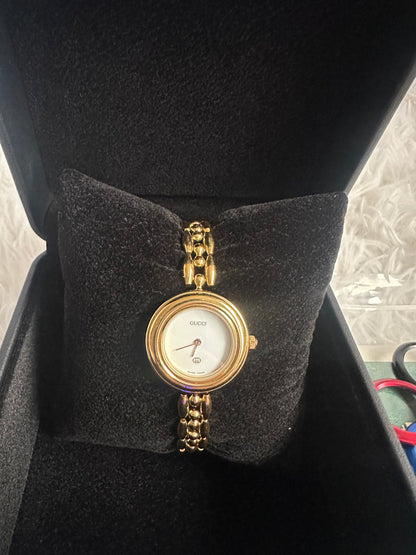 Gucci Vintage Bezel Interchangeable Watch