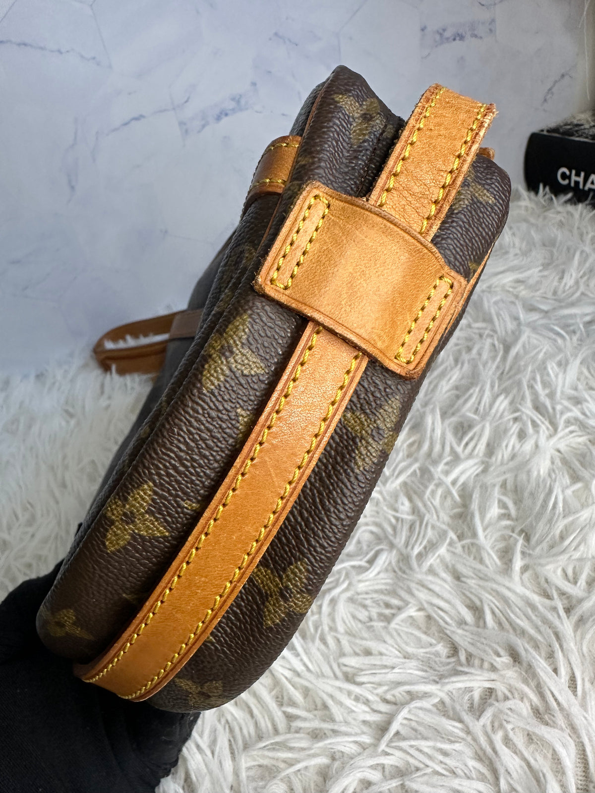 Louis Vuitton Vintage Jeune Fille MM