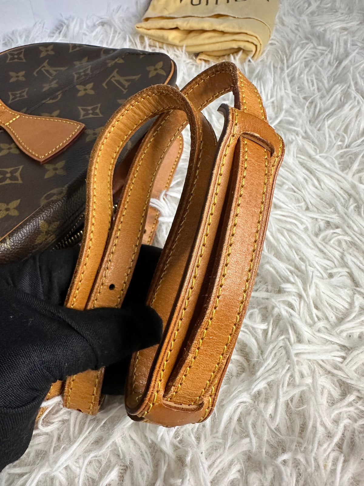 Louis Vuitton Vintage Jeune Fille MM